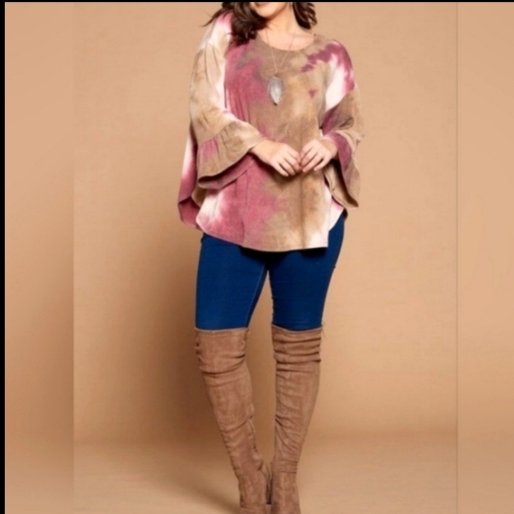NEW! Plus- size, Tie Dye, French Terry Print Top with bell sleeves. Sz  xxxl